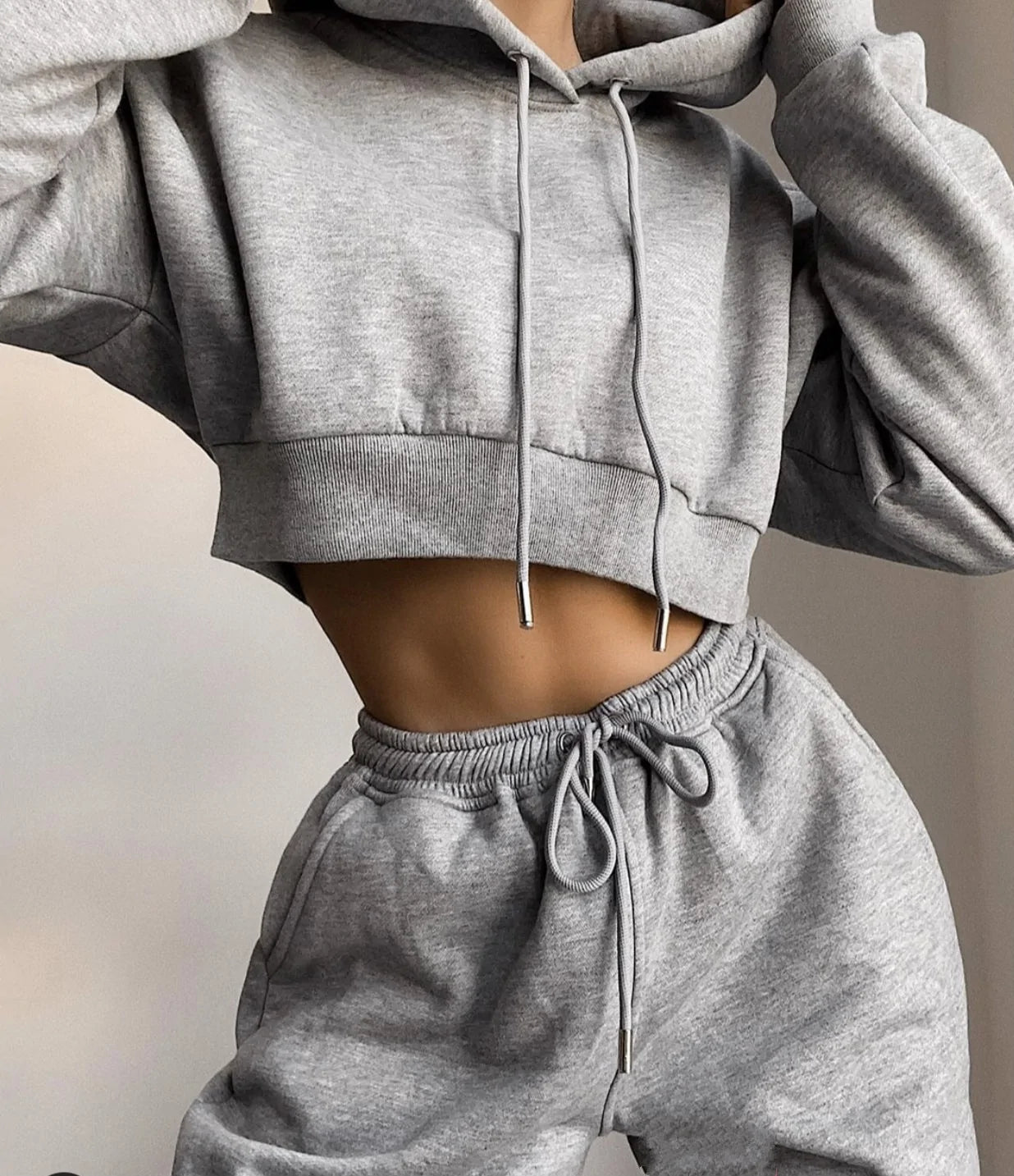 Women's Crop Top Hoodie and Sweatpants Set