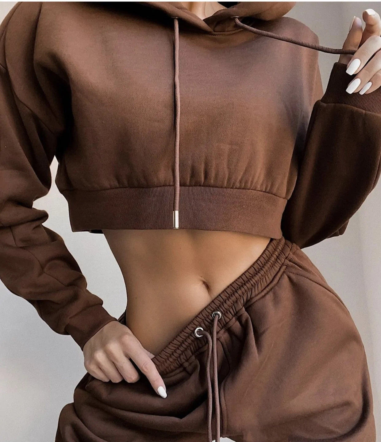 Women's Crop Top Hoodie and Sweatpants Set